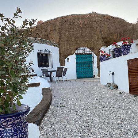 Villa Cuevas Oro Y Arcilla Guadix Exterior foto